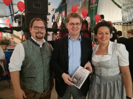 Danke an Christoph Sewald für die tolle Organisation. Ralf Stegner hat sich über unser Buch zur Räterepublik in Bayern sehr gefreut!